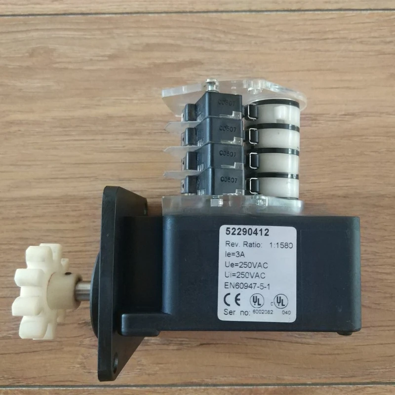 Lifting rotary limit switch 52290412 Speed ratio: 1:1580 52290408