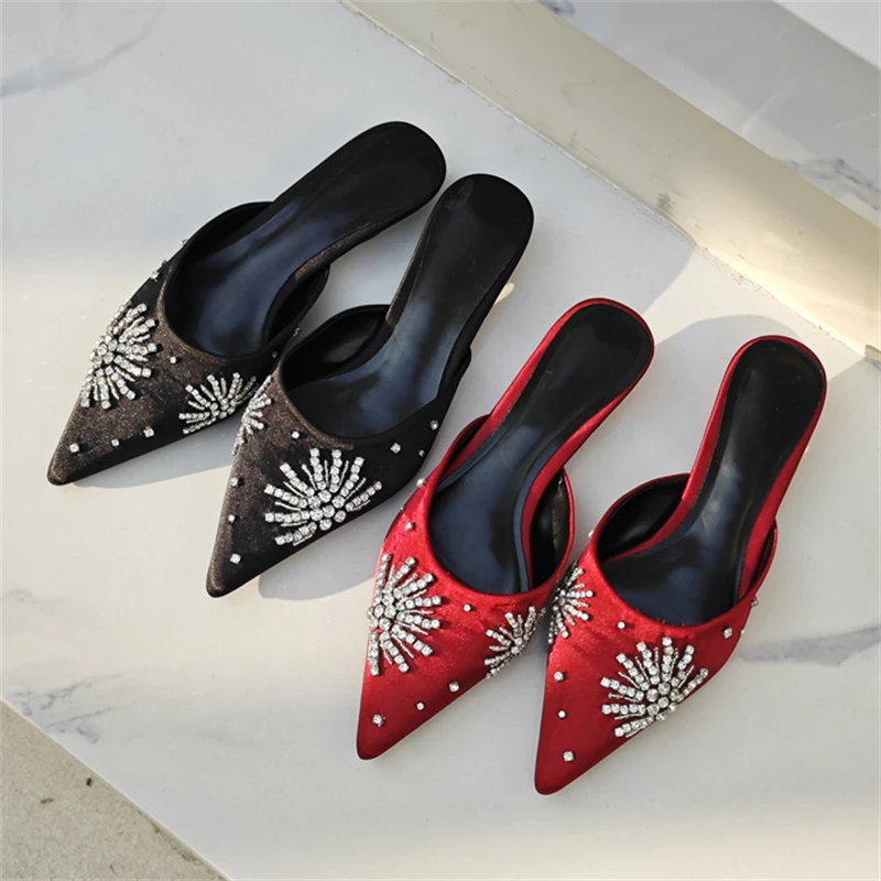 Eilyken ขนาดใหญ่ขนาด 43 คริสตัลเพชร Pointed Toe Mules ผู้หญิงรองเท้าแตะ Elegant บางรองเท้าส้นสูงชุดลําลองรองเท้า