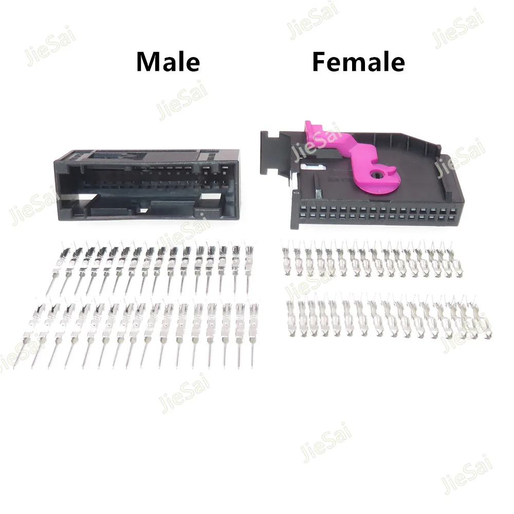 32 Pin 1719057-3 2050723-3 Automobile Central Control Instrument Electrical Cable Socket Auto Connector