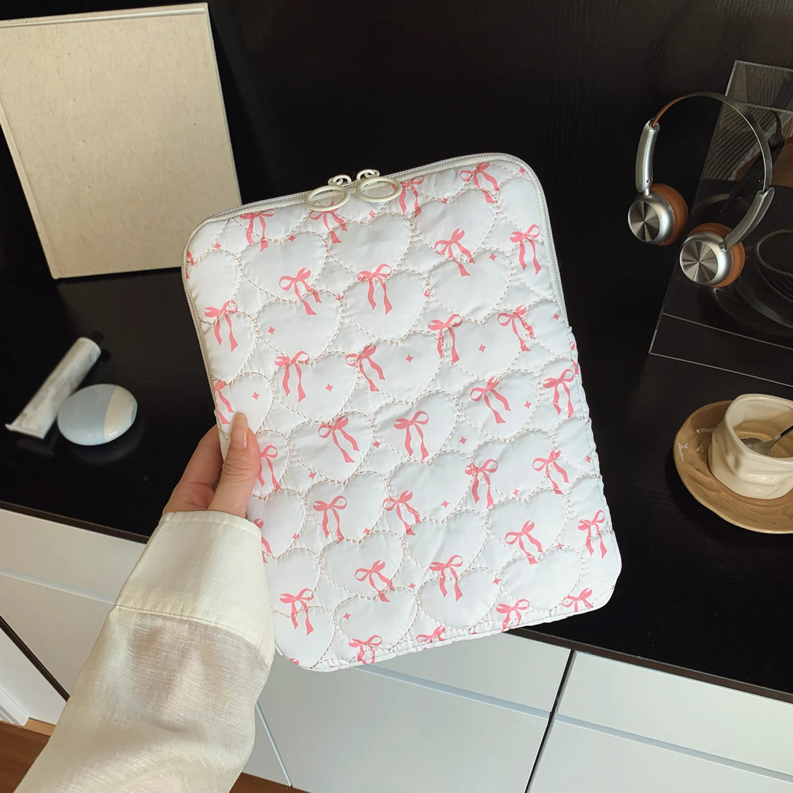 Cute Quilted Computer Bag with Zipper Bow Floral Laptop Case Laptop Notebook Sleeve Protective Case for Laptop/Chromebook/Tablet