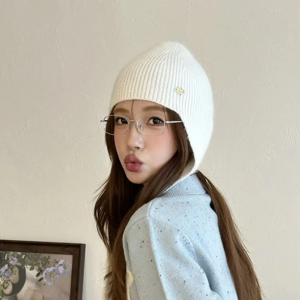 Modna wełniana czapka z dzianiny na szydełku, ciepła, jednokolorowa, chroniąca przed zimnem, miękka, wiatroodporna czapka typu beanie dla kobiet i dziewcząt.