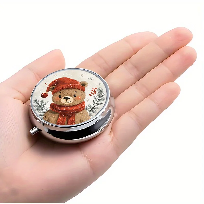 1 Mini Pill Box, Divided into Three Compartments, Christmas Bear Theme, Pill Storage Box, Unique Design, Perfect Gift for Organizing Vitamins and Medicines