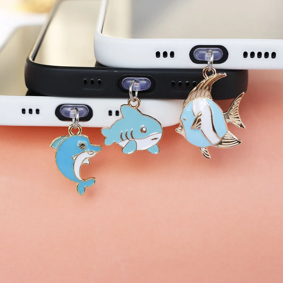 

1pc Ocean Series Animals Tropical Fish Sharks Dolphins Mobile Phone Dust Plug Pendant Accessories Decoration For Iphone Type-c