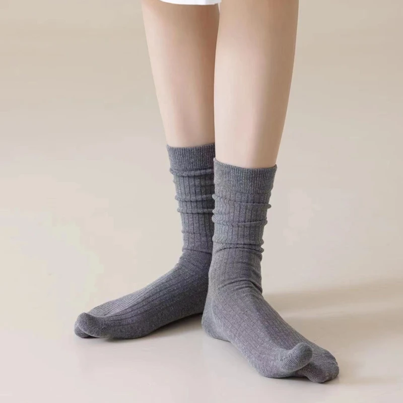 

5 Pairs Women Two Toed Pile Socks Spring Autumn Winter High Quality Wool Mid-length Simple Trends Casual Sports Middle Tube Sock