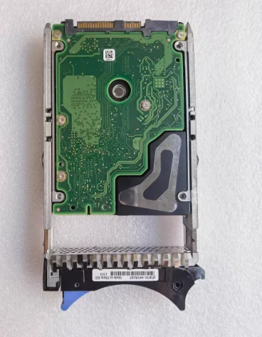 

For 44V6838 44V6833 300G 10K SAS 2.5-inch P720 P750 hard drive