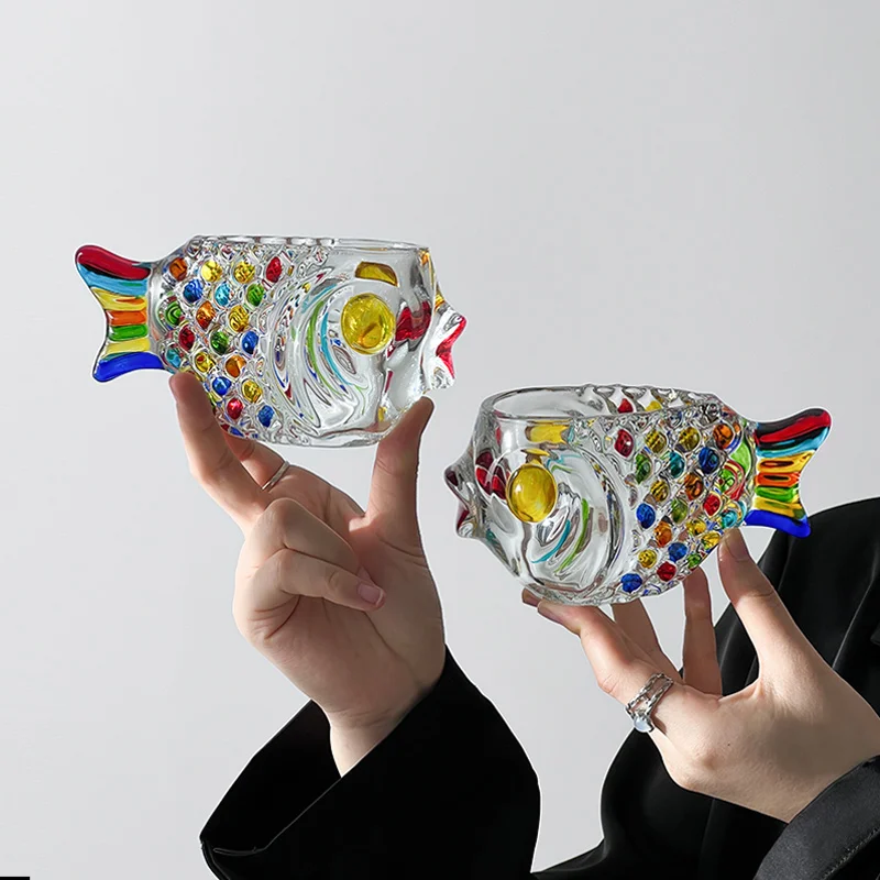 

Fun dish European glass vase Color creative fish-shaped hydroponic green dill flower device Tabletop ornament Office decoration