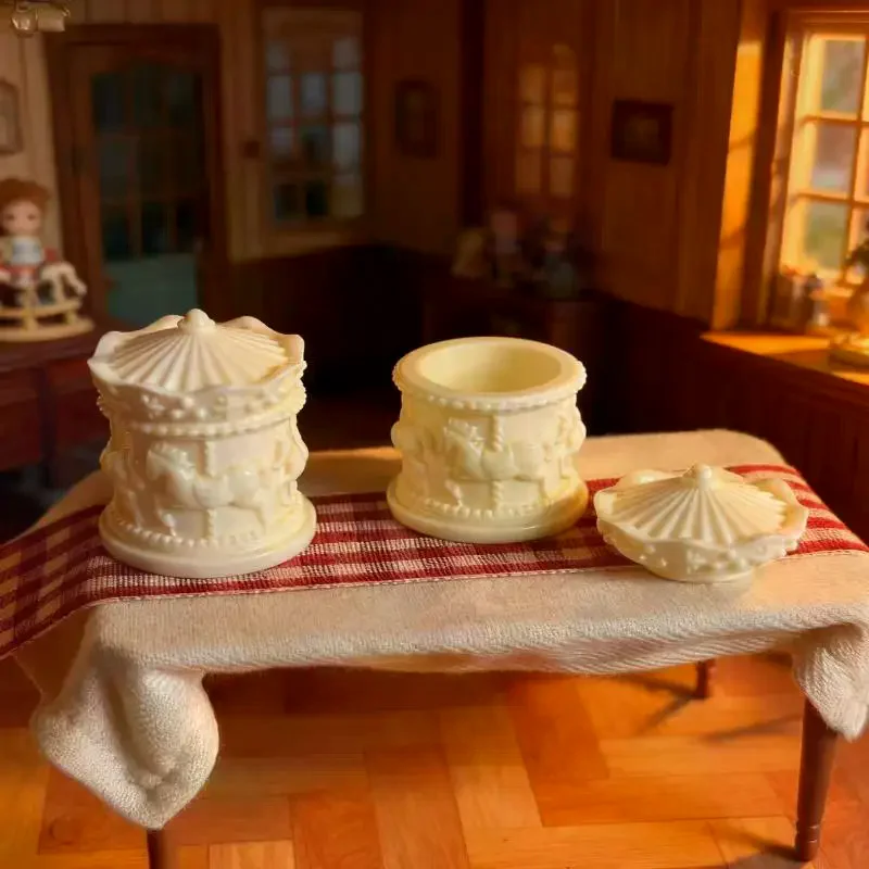 Carrousel Miniature pour maison de poupée, 1 pièce, Mini boîte de rangement, modèle d'accessoires pour maison de poupée, mallette de rangement pour café, jouet de décoration pour la maison