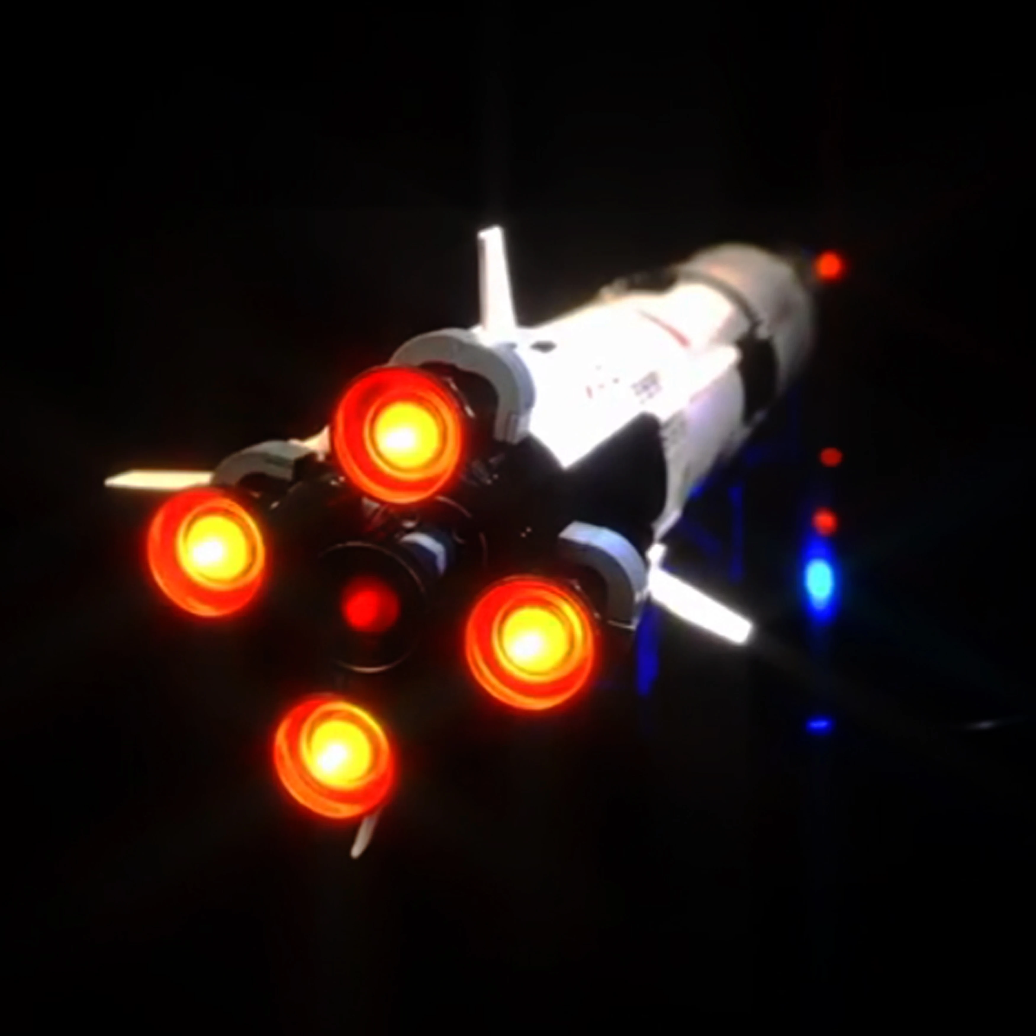 ชุดไฟ LED เข้ากันได้กับ 21309 โมเดลตัวต่อจรวด NASA Apollo Saturn V ชุดไฟตกแต่งสำหรับตั้งโชว์