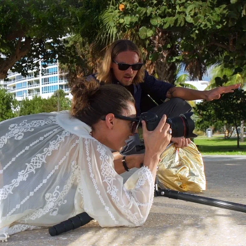 SLR camera mobile phone triangle camera, stand professional portable carbon fiber, tripod