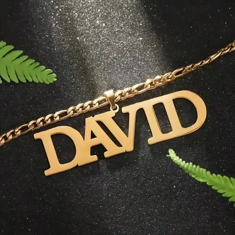 Personalized name necklace, elegant and exquisite style, using stainless steel chain, suitable for men and women to wear, is an