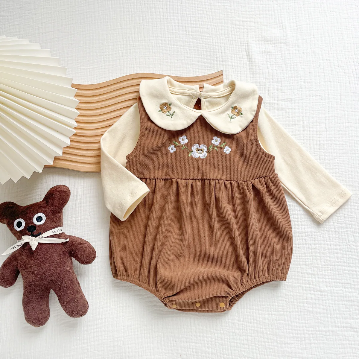 Newborn Baby Girl Romper Clothes Set Suspender+Shirt2Pcs Corduroy Infant Toddler Embroidery Jumpsuit Onepiece Baby Clothes 6-24M