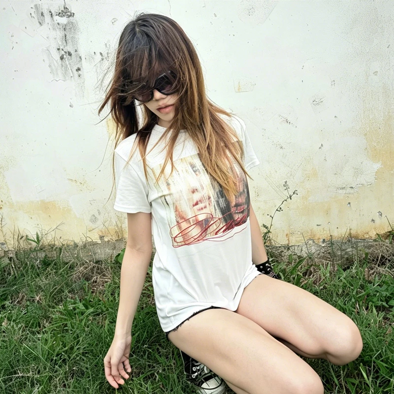 Karrram Japanese Y2k Portrait Print T-shirt Trashy 2000s Grunge Short Sleeve T Shirt Vintage Harajuku Streetwear American Retro