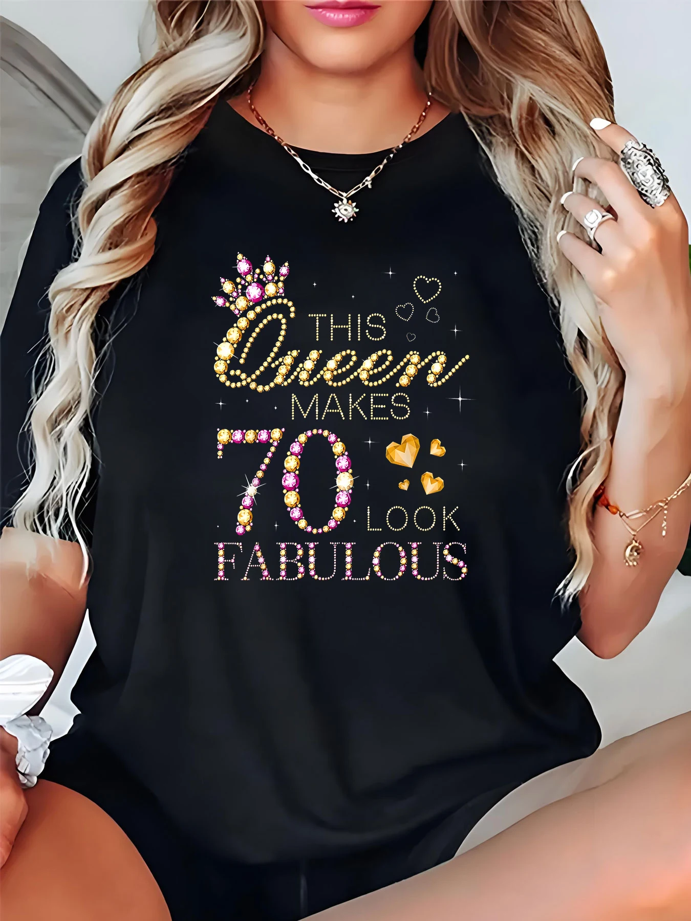 

Birthday Print Loose Fit Casual Black T-Shirt with Heart Details for Women, Party Scene