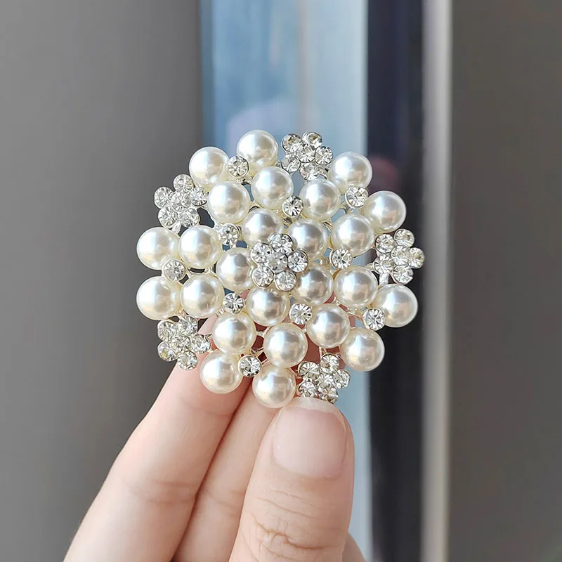 Snowflake Brooch Pin Inlaid Shiny Rhinestone For Wedding BridalClothing Corsage Accessories