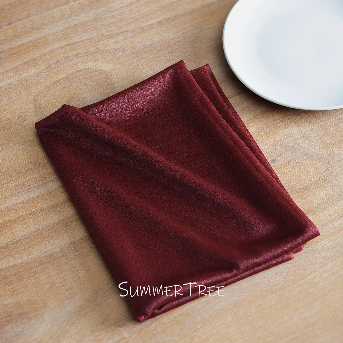 Fließender Tischläufer aus Transparenter Gaze im Rustikalen Boho-Stil in Burgunderrot und Zartrosa für Hochzeiten, Partys, Babypartys, Brautpartys und Tischdekoration – Detail 5