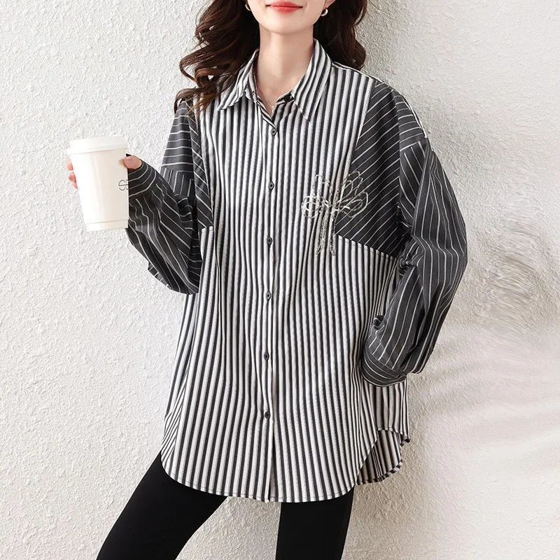 

Johnature Spring Autumn 2025 New Polo Neck Stripe Stitched Long-sleeved Shirt Tops Casual Simple Loose Irregular Women Tops