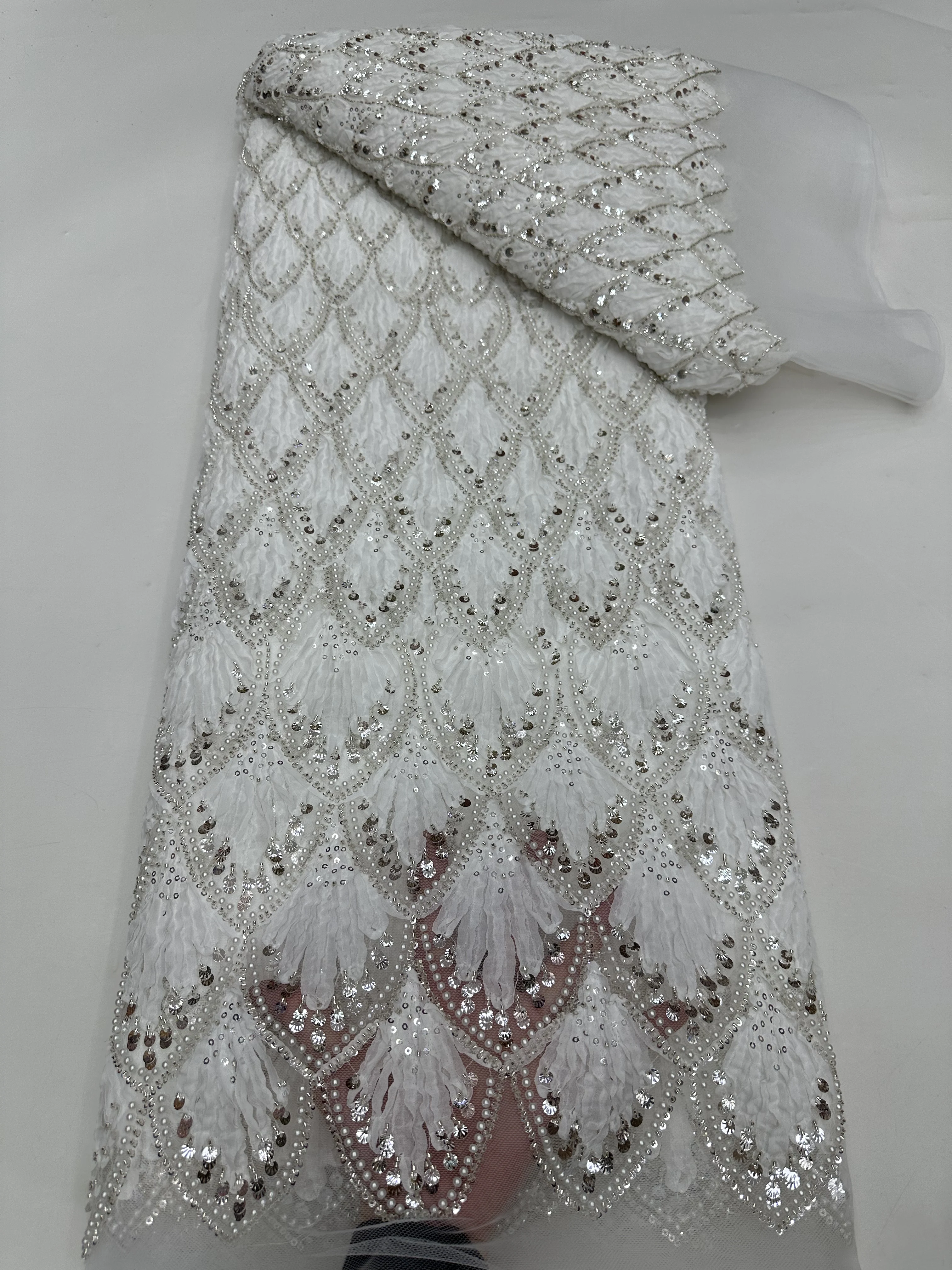 

High Quality African Beads Lace Fabric 5 Yards French Nigerian Groom Sequins Lace for Wedding Party Dress Sewing