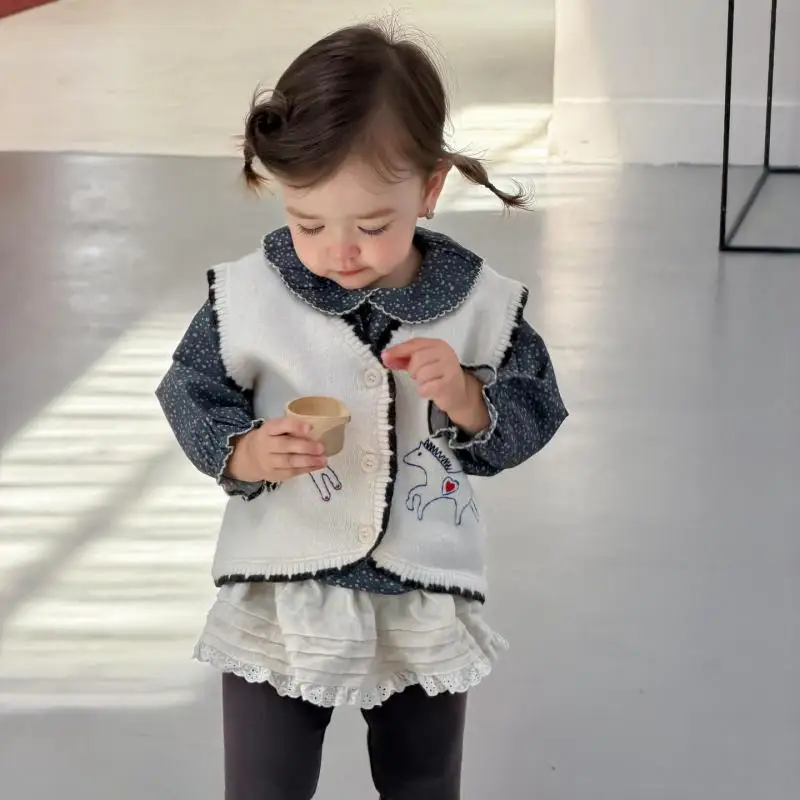 2026 Autumn New Baby Sleeveless Knitted Vest Boys Casual Sweater Coat Girls Cute Cartoon Vest Cardigan Cotton Infant Clothes