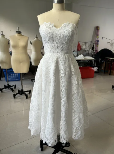 2024 Strapless Lace Prom Dresses A Line Simple Sleeveless Sweetheart Tea-length Prom Dress For Birthday Party Gala Customized