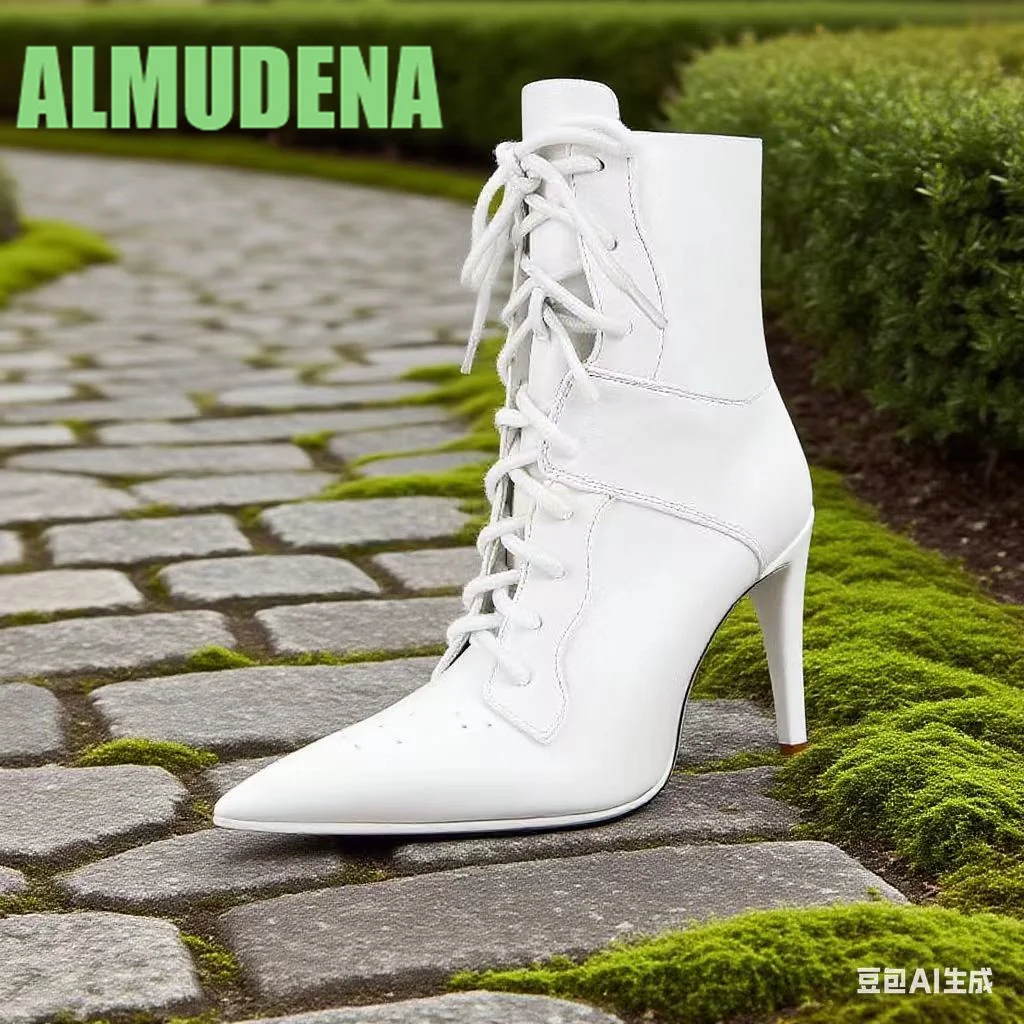 الجبهة الدانتيل يصل الرياضة نمط أحذية قصيرة أنيقة مثير وأشار الجلود البيضاء المرقعة تصميم النمط البريطاني سليم الكعب العالي