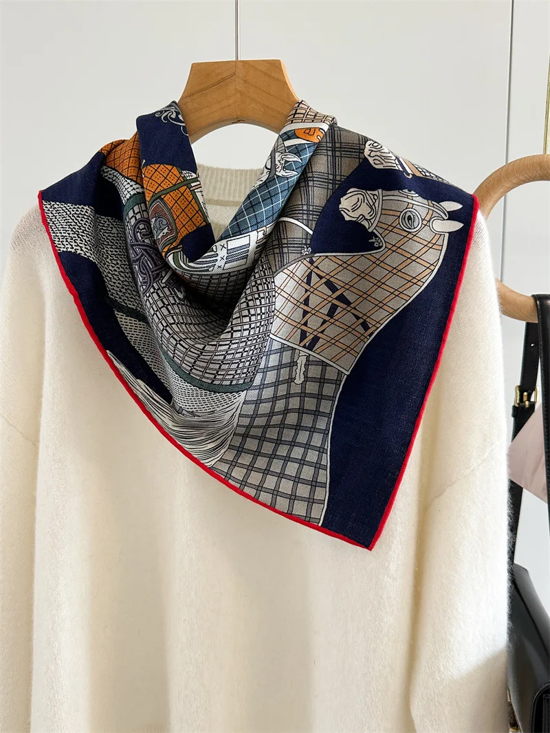 الحصان وشاح صغير 65 سنتيمتر اليد توالت حواف الأوشحة الفاخرة مصمم الأوشحة الحرير الصوف شالات هدية الكريسماس الرقبة الديكور #2