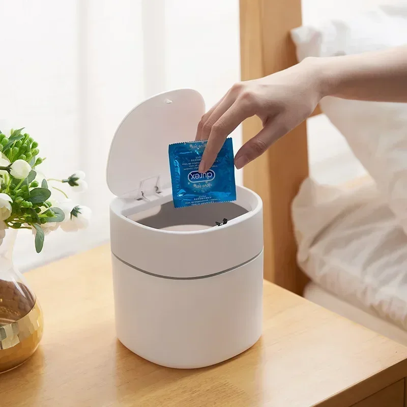 Mini Small Waste Bins Desktop Garbage Basket Home Table Plastic Trash Can Office Supplies Dustbins Sundries Barrel Box