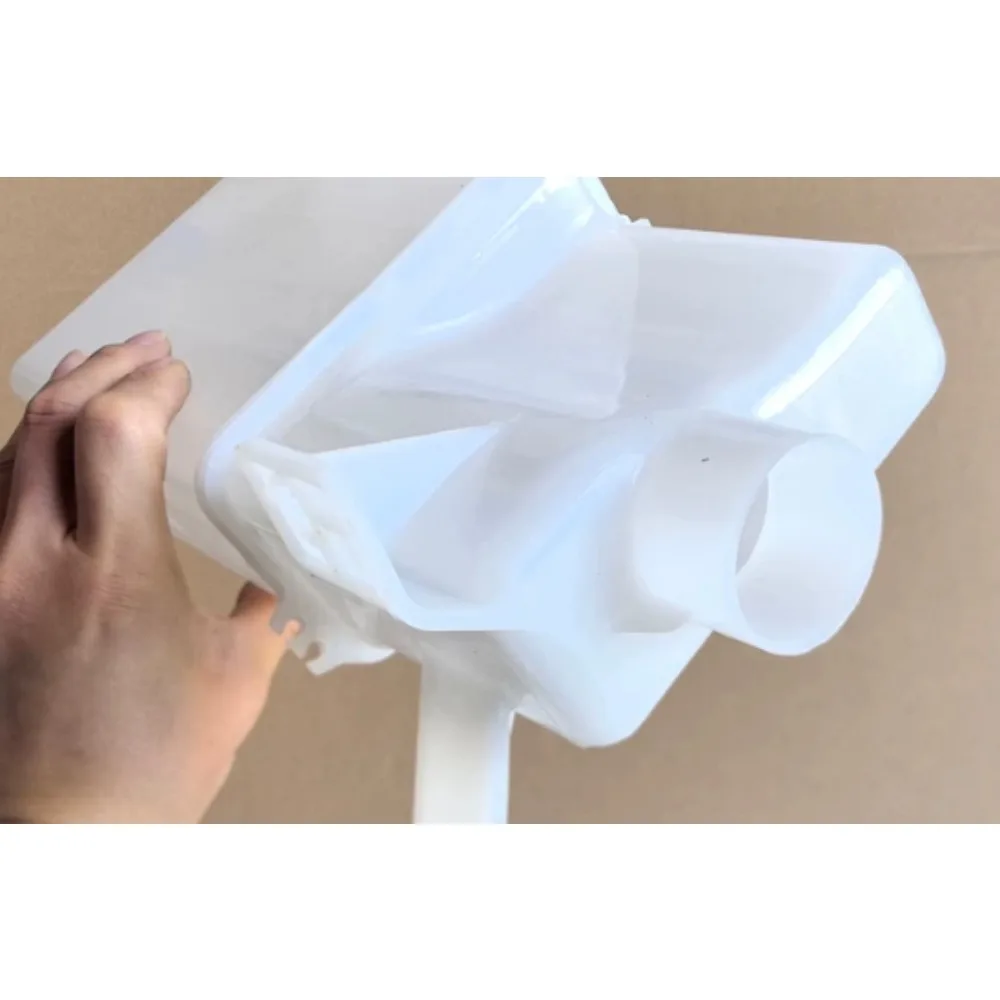 Windshield Washer Fluid Reservoir Tank Wiper Bottle For Chery New QQ 2013 Energy EQ Washer Water Tank Auto Cleaning System Parts