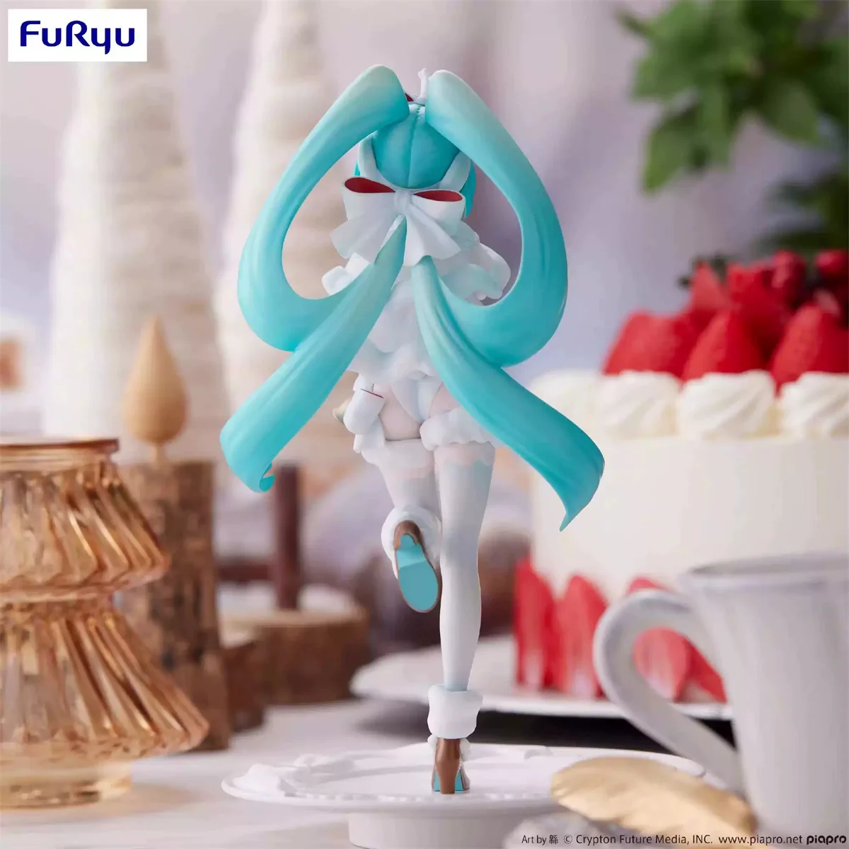 FuRyu – figurine originale de dessin animé créatif SweetSweets Hatsune Miku, figurines d'action de noël en PVC, modèle de jouet à collectionner, en Stock