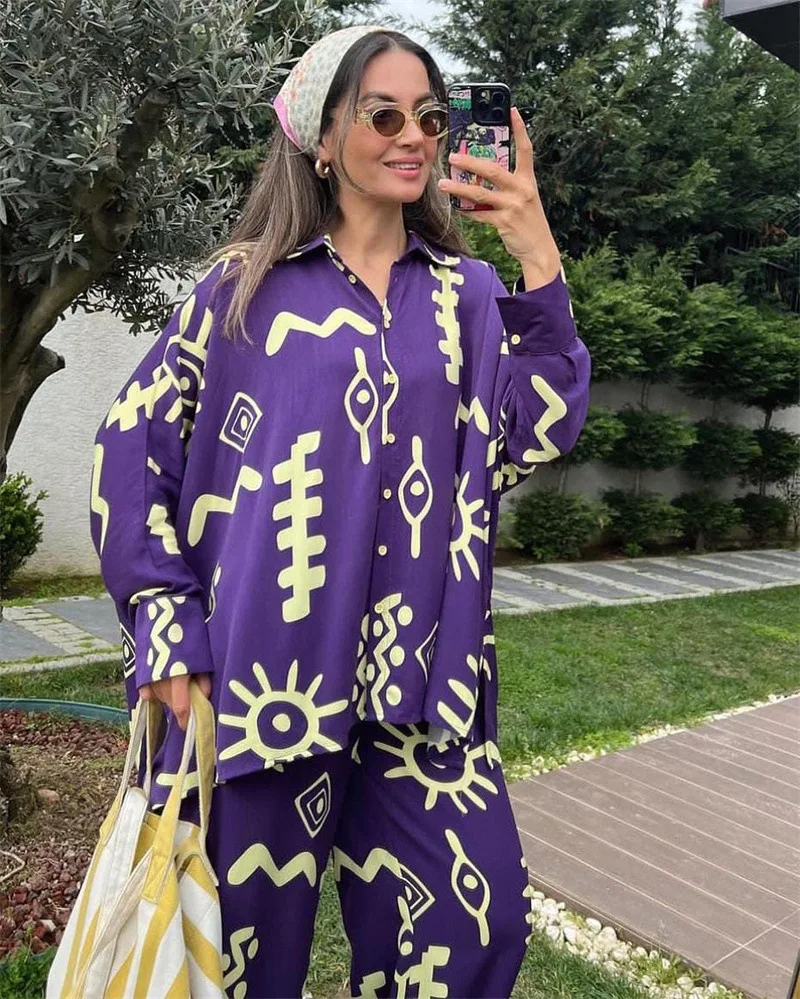 قميص بنطال واسع الساق طقم مكون من قطعتين للنساء بدلة قميص مطبوعة عصرية بأكمام طويلة بدلة ربط فضفاضة غير رسمية عالية الخصر