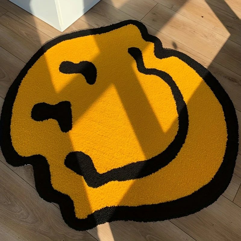 VIKAMA Funky Happy Smiley Door Mat, Non-Slip Washable Cartoon Print Entry Rug, Washable Streetwear Themed Floor Mat for Home Dec