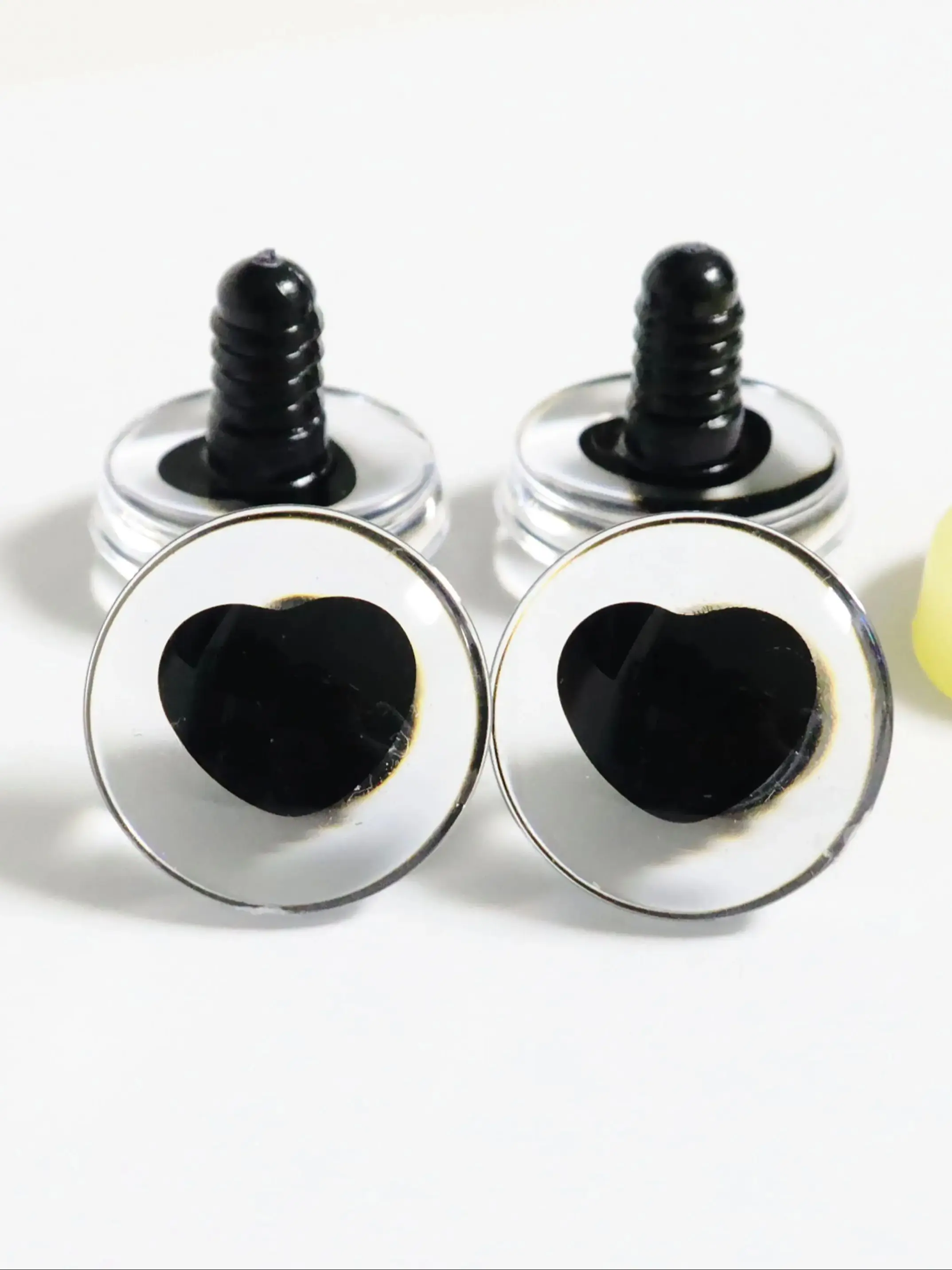 Masckaszem Neu 25mm Herzförmige Klare Schwarze Pupillen 3D Komische Runde Glitzer-Spielzeugaugen mit Hartem Unterlegscheiben für Plüschliebhaber-Puppenzubehör – Detail 7