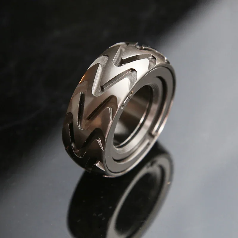Ratchet Wheel Fidget Ring Mechanical Fidget Ratchet Ring Fidget Slider Adult EDC Fidget Toys ADHD Stress Relief Toys Adult Gift