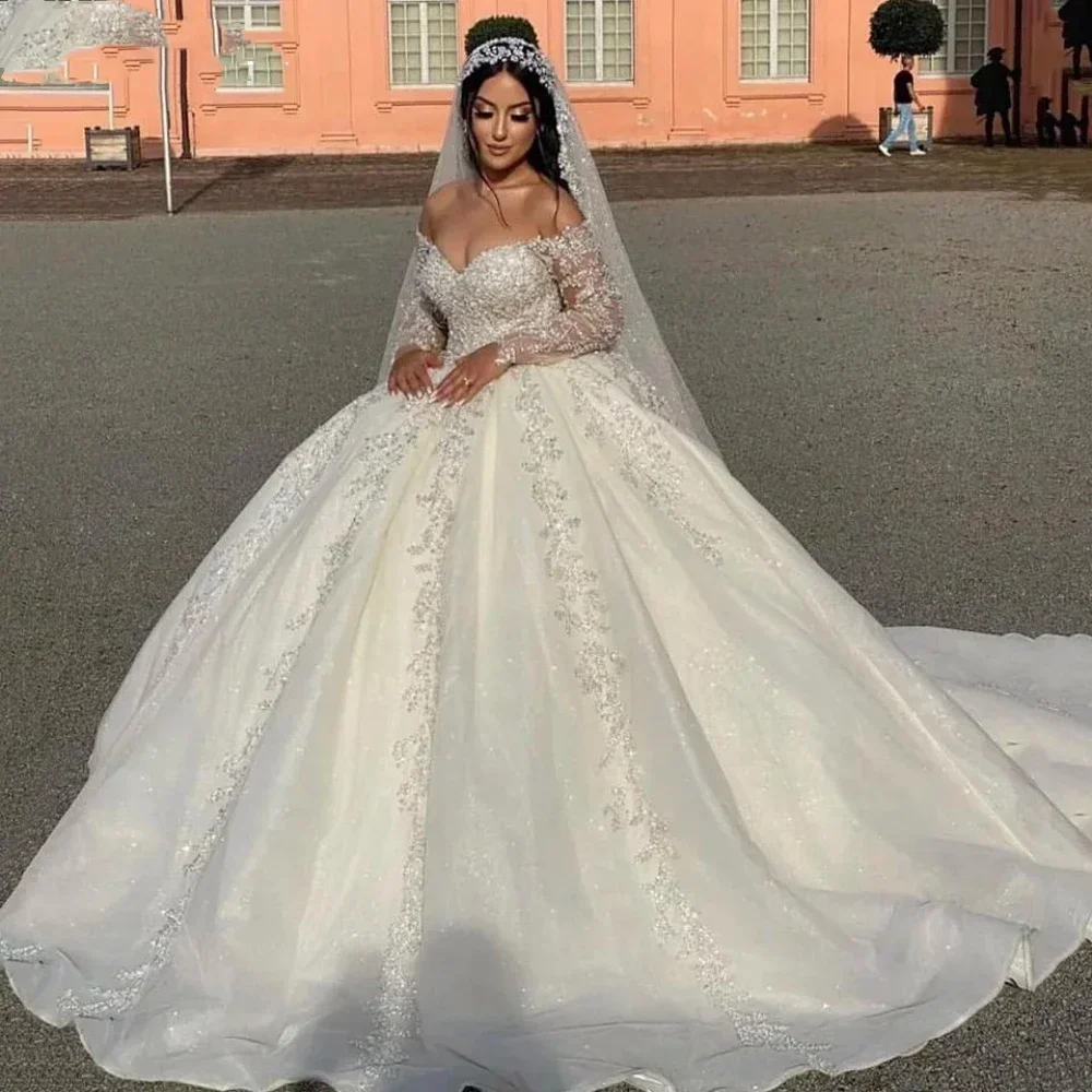 Abiti da sposa personalizzati con scollo a V al largo della spalla Paillettes scintillanti Abito da sposa Abito da ballo Abito lungo Vestido De Novia 2025