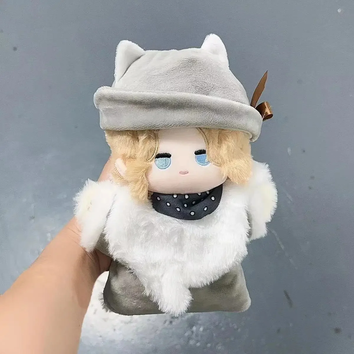 25Cm Game Identity V Cosplay Evelyn Mora Weeping Clown Ann Lucky Guy Thief Disciple Hand Puppet Figures Gifts