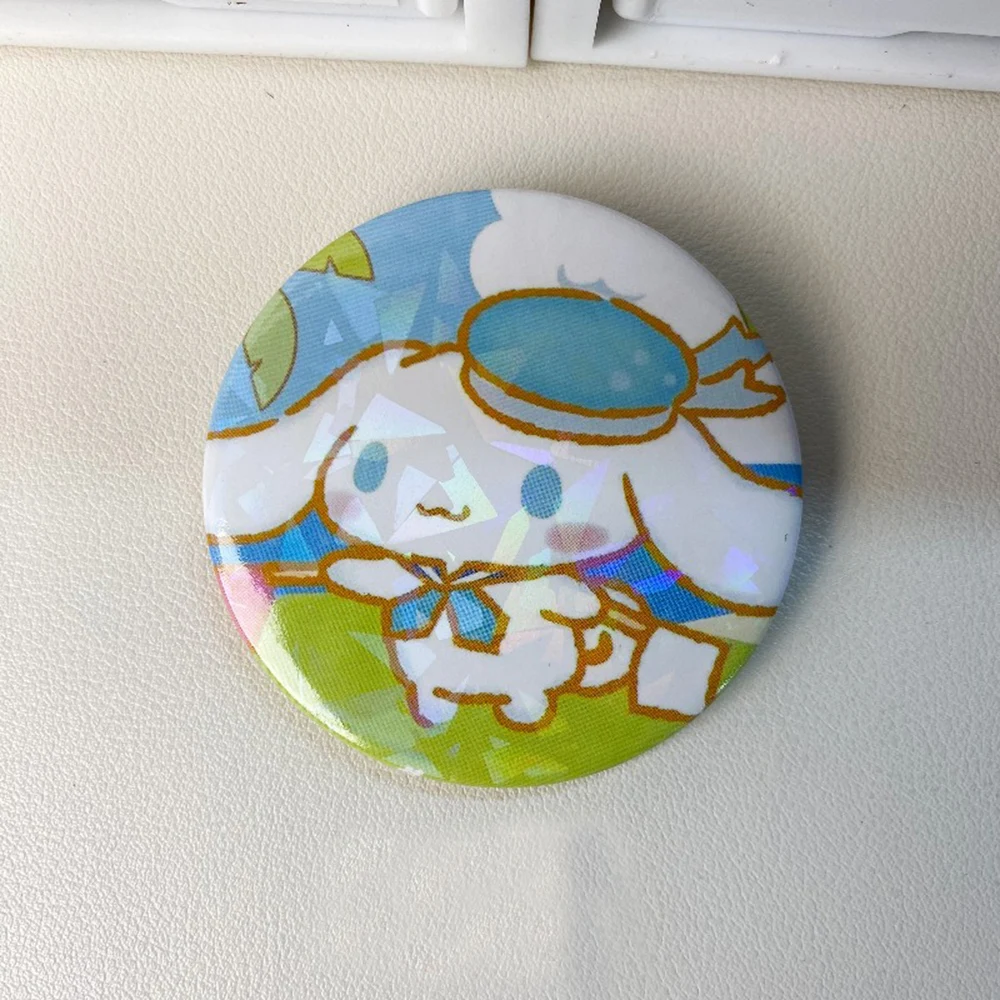 Simpatico distintivo del fumetto Sanrio Anime Cinnamoroll Kuromi Melody Hello Kitty Spilla Moda Zaino Decorazione Accessori Regali