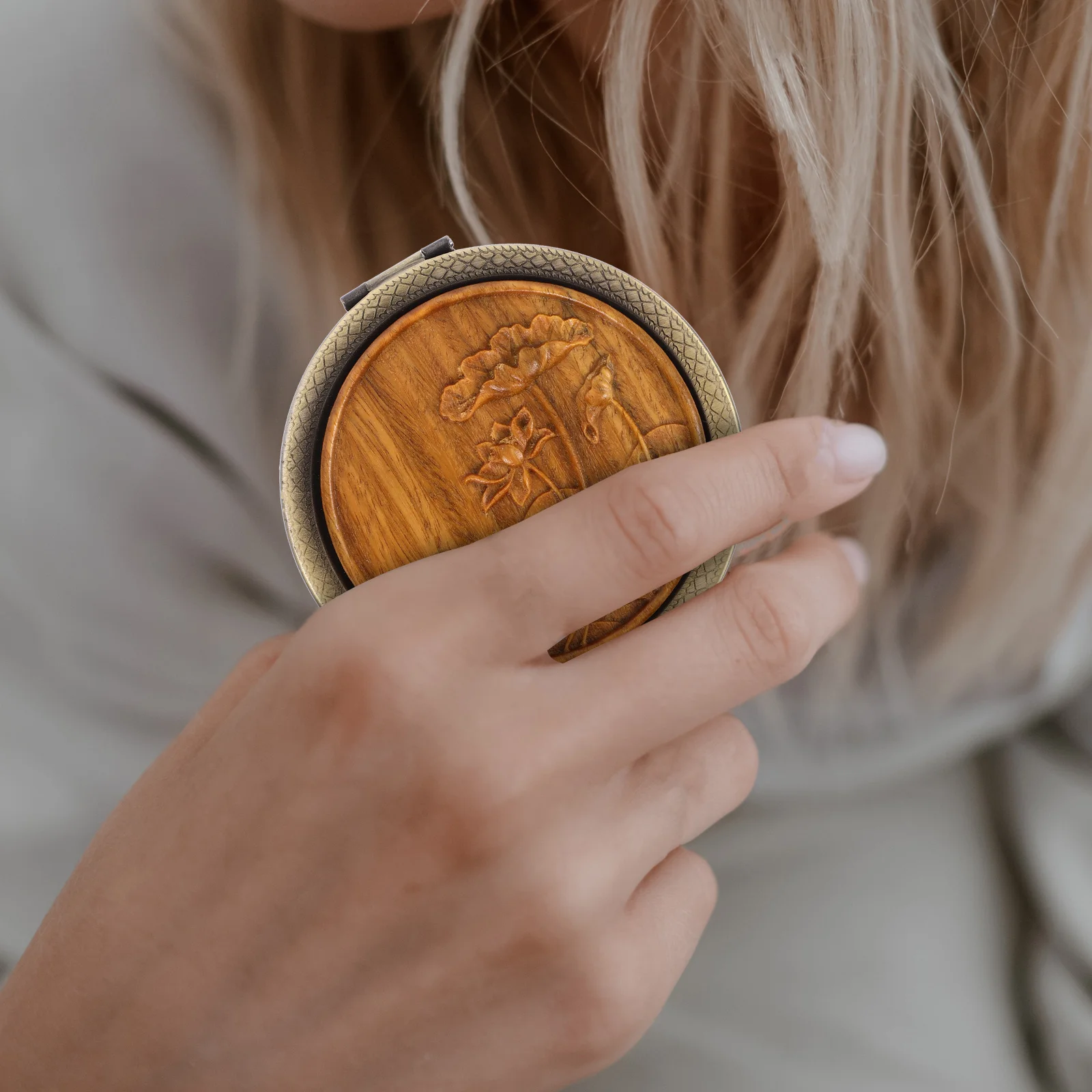 Signal-Kosmetikspiegel, kleine Spiegel, Make-up, tragbar, Vergrößerungsglas, Holz, Damen-Mini-Geldbörse