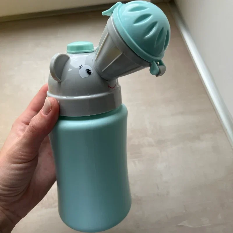 Urinoir de toilette portable pour bébés garçons et filles, pot anti-fuite pour voyage en voiture en plein air, pour enfants