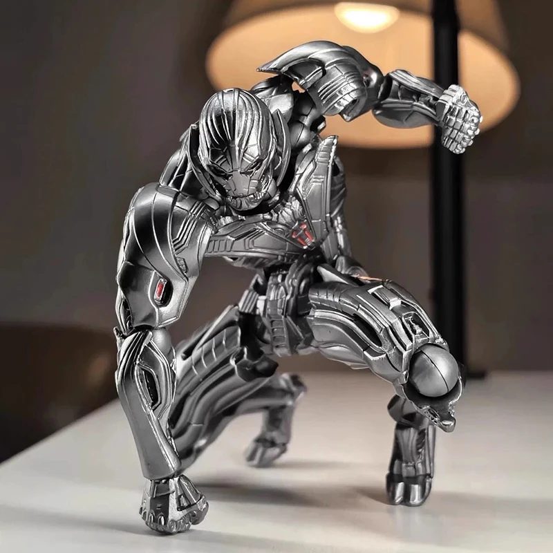 Revoltech المنتقمون Ultron عمل الشكل 17 سنتيمتر التيار المتناوب اللعب مذهلة ياماغوتشي ألترون تمثال المنقولة جمع كو الحلي لعبة مجسمة
