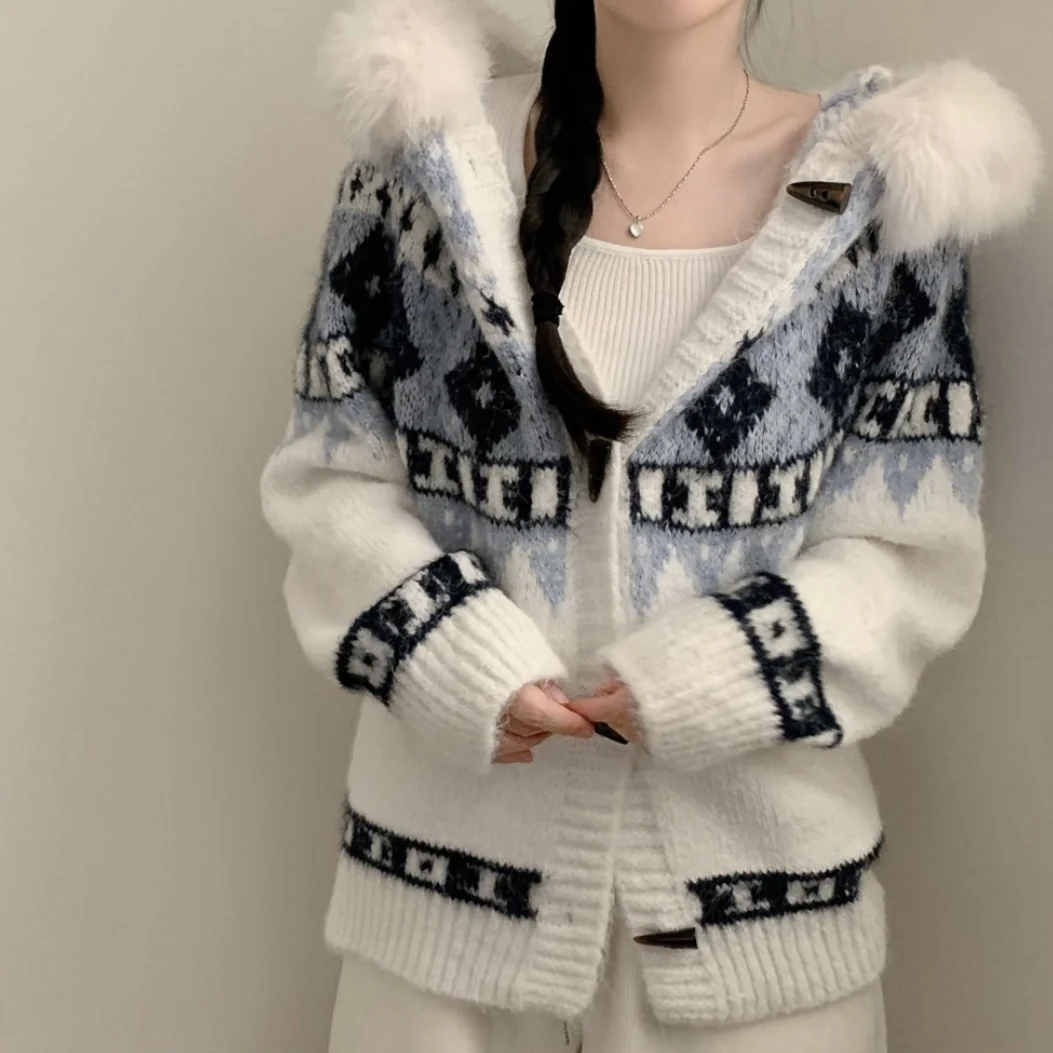 

Loose Women's Knitted Sweater with Large Fur Collar Lazy Style Korean Fashion Spring Season Long Sleeve Geometric Pattern