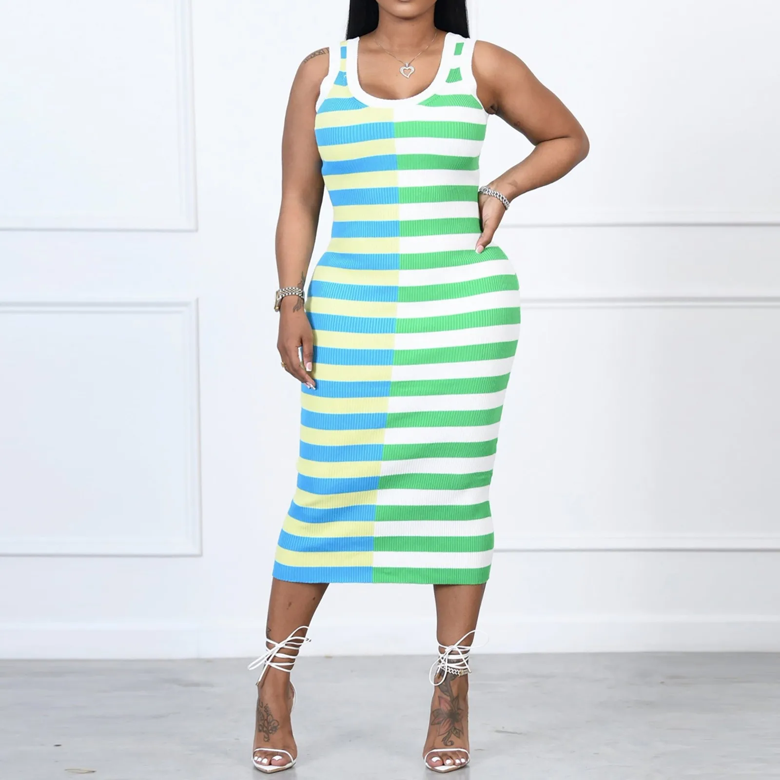 

2024 Fashion Women's Striped Knitted Bodycon Dress Round Neck Sleeveless Women Midi Dresses Summer Beach Wear Holiday Dress Robe