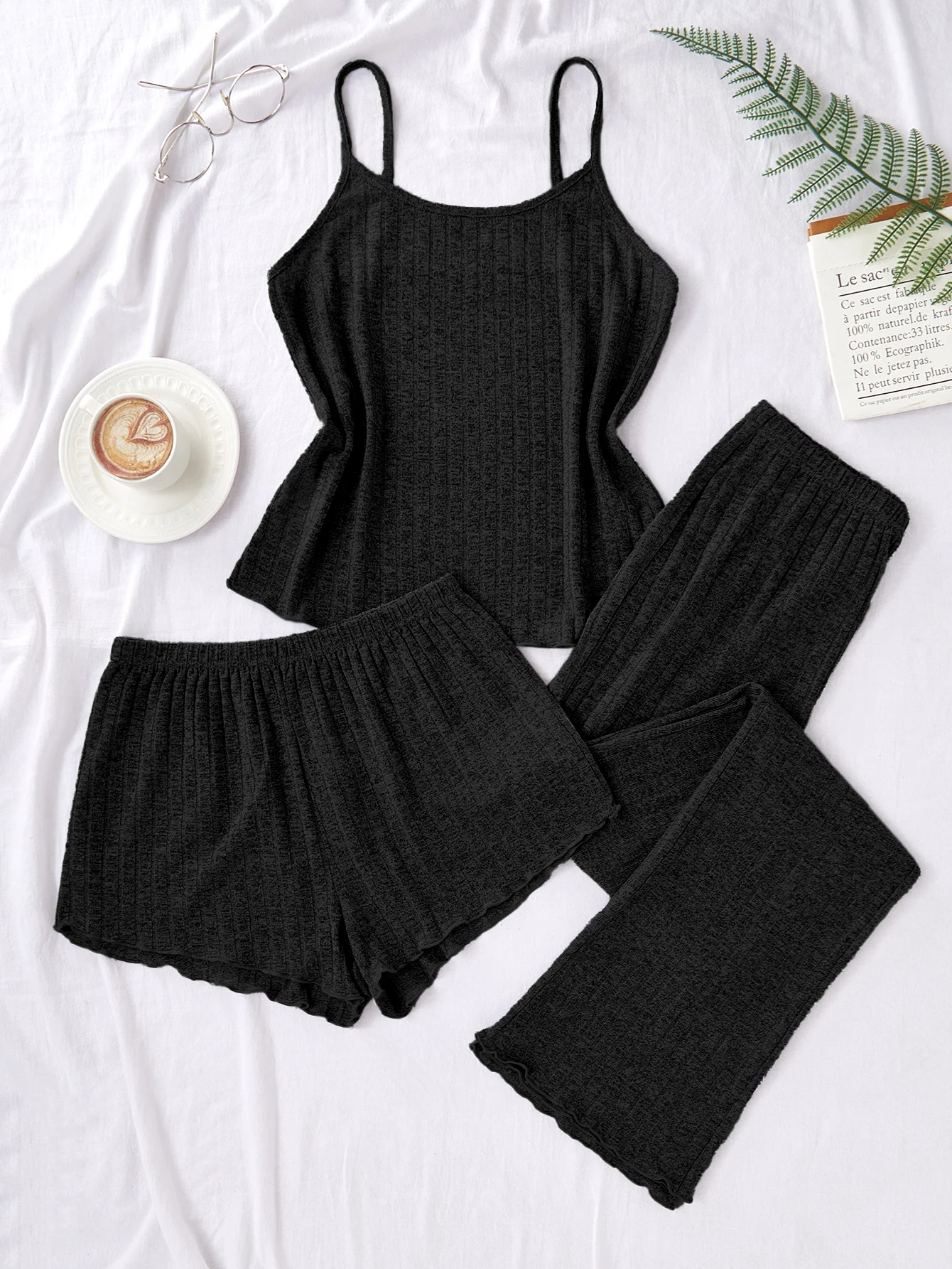 

3-Piece Set of Women's Four-Season Pajamas, Simple Casual Slim-Fit Cute Solid Color Pure Desire Camisole Shorts and Long Pants Pajama Set