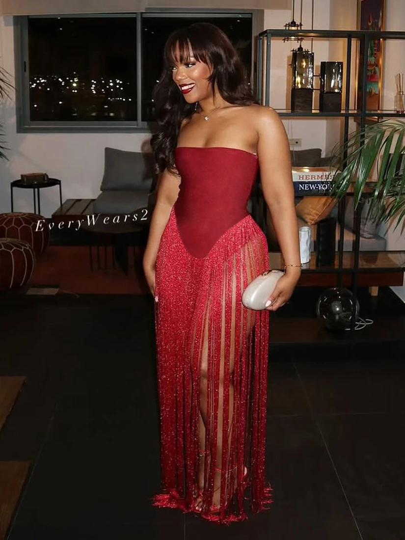 ชุดว่ายน้ำทรงสลิมฟิตแบบเซ็กซี่สำหรับผู้หญิง แต่งพู่ชายหาด ดีไซน์แปลกตา เอวสูง ผ้าโพลีเอสเตอร์