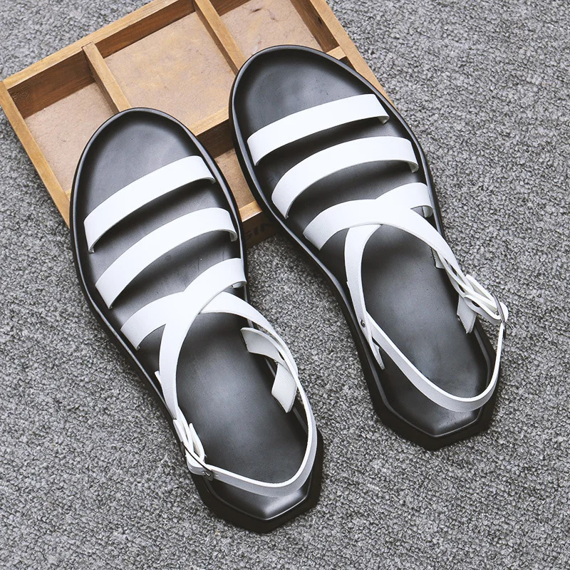 Summer Beach Sandals Mens Shoes Casual Soft Leather Men Sandals Flat Holiday Beach Sandals Male Black White Shoes N039