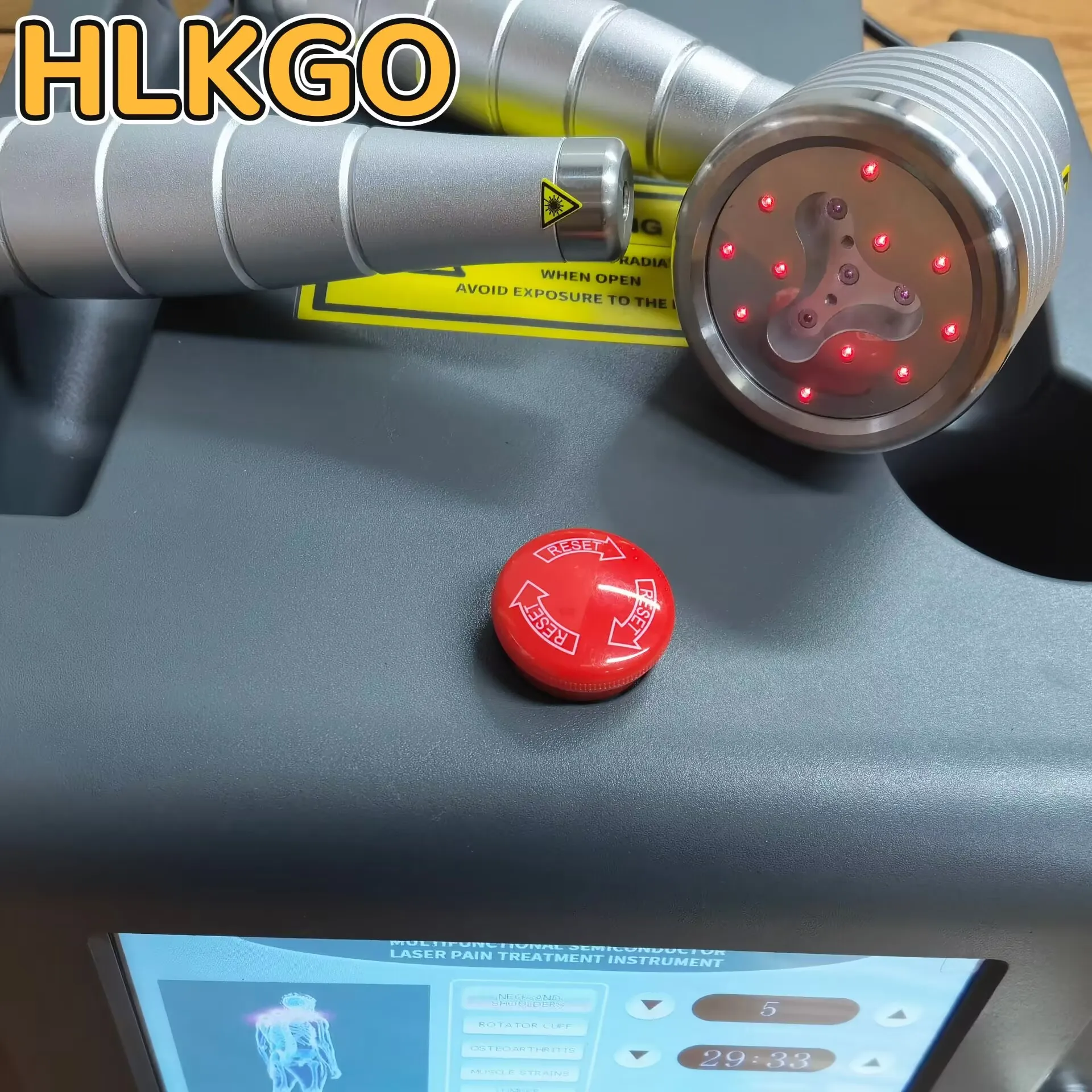 

Универсальный лазерный терапевтический аппарат HLKGO 5W (808 нм/650 нм) для людей и животных — лечение боли в спине у людей и артрита у собак/кошек