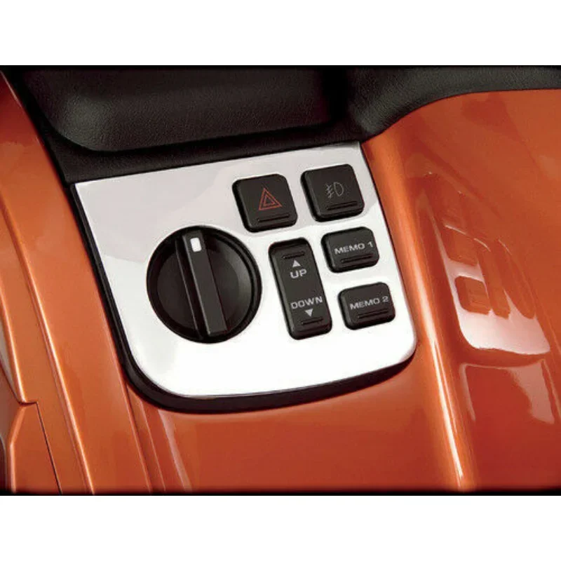 Show Chrome Control Panel Accent Chrome Left For Honda Goldwing GL1800 2001-2011