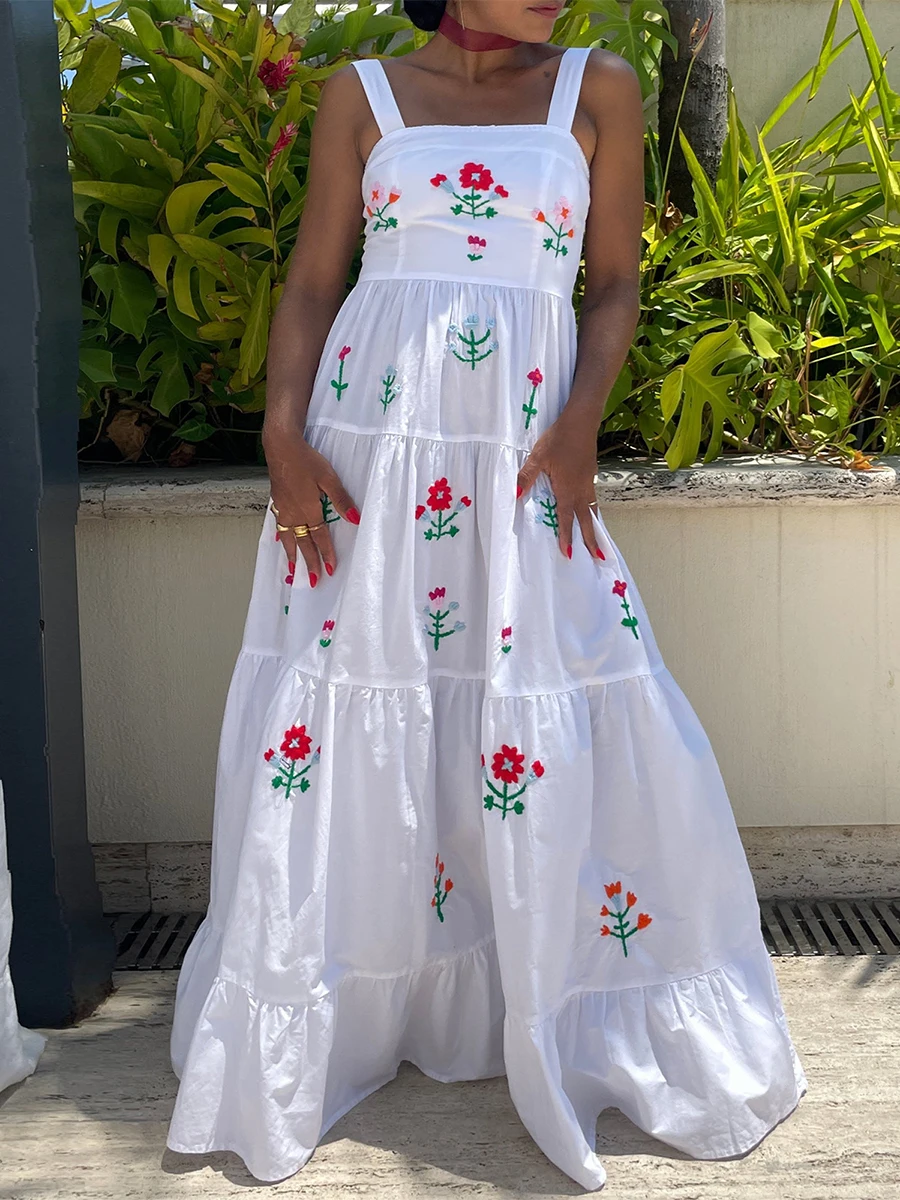 

Fashion Embroidered Maxi Dress Women Spaghetti Strap Square Neck Sleeveless Flowy Tiered Long Dress Boho Holiday Beach Dress