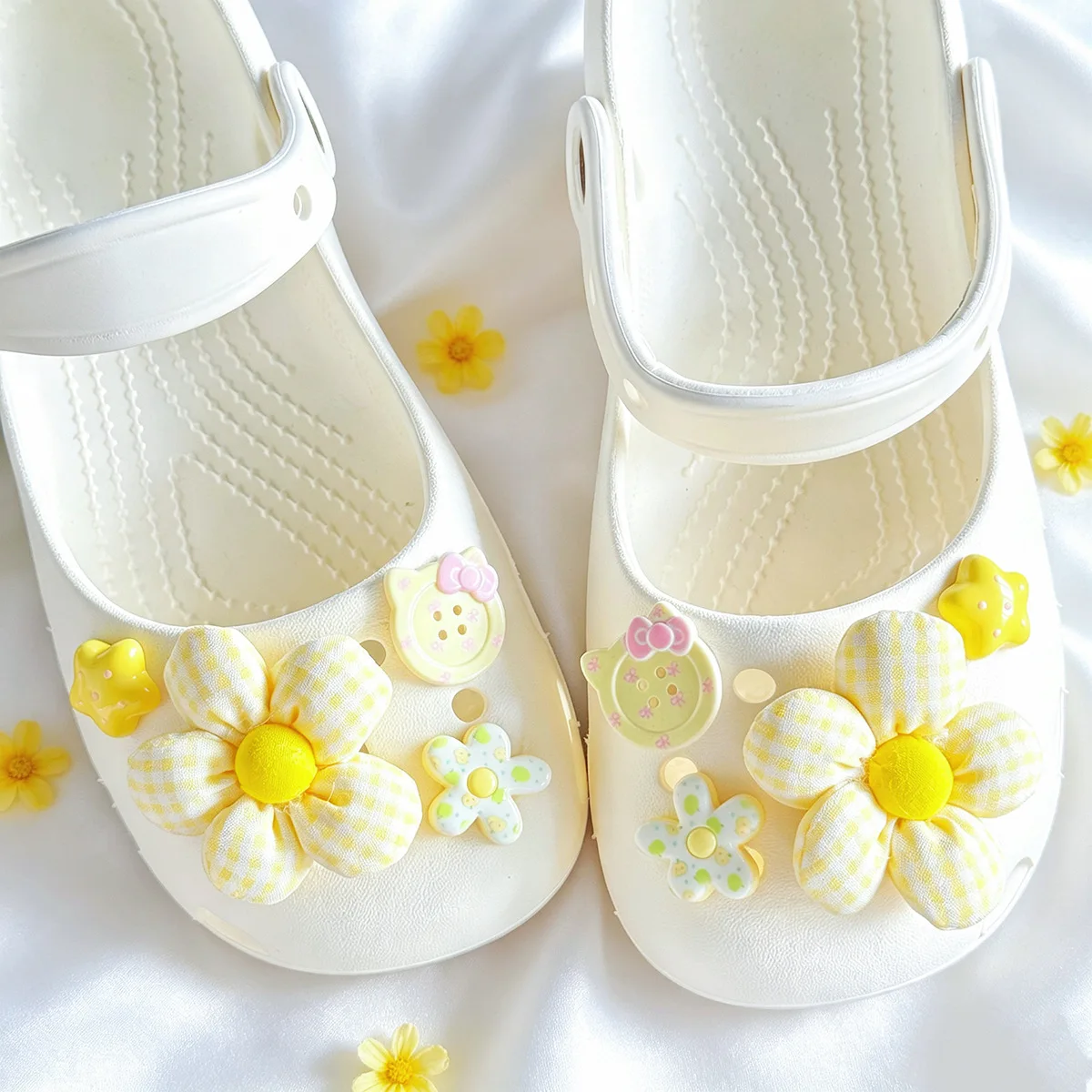 2026 5-Petal Cotton Filled Flower Shoe Charms DIY Puffy Shoe Accessories Soft Embellishments for Girls Shoe Decoration
