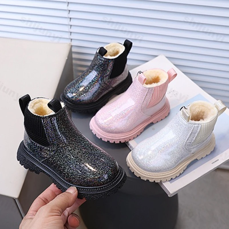 

Зимние детские модные высокие короткие сапоги с высоким берцем на толстой подошве, однотонные универсальные теплые удобные плюшевые короткие сапоги для девочек