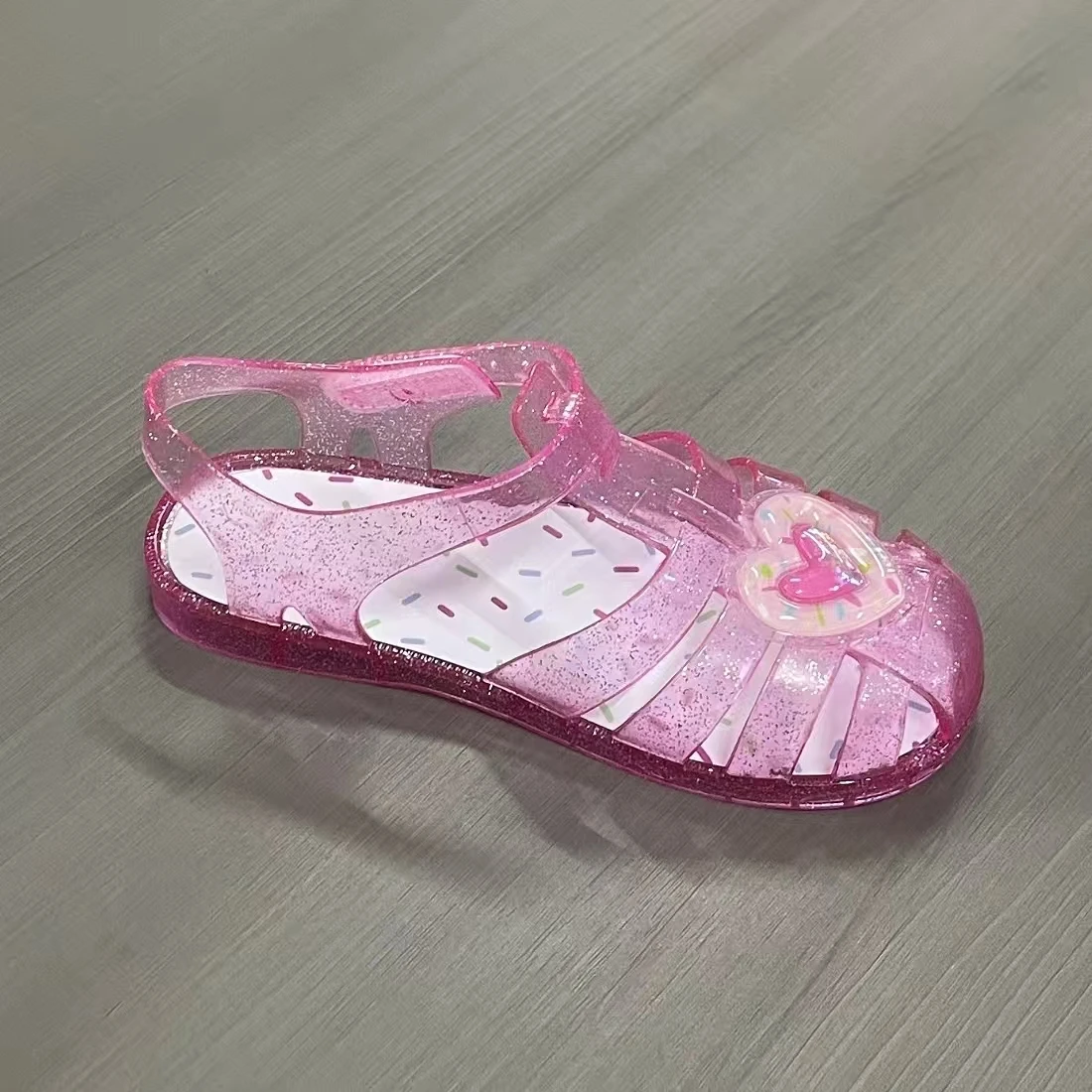 Jinyu New Arrival Summer Children Closed-Toe Beach Soft Sole Non-Slip Kids Hollow Casual Shoes Jelly Crystal Girls Princess