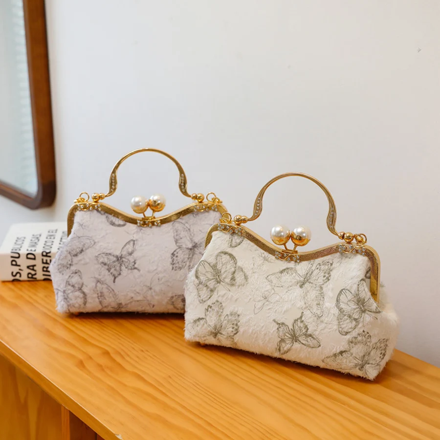 

Chinese Style Butterfly Shoulder Bag Women Elegant Clip Handbag Retro Small Square Bag Wedding Party Chain Evening Clutch Purses